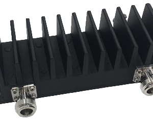 CH-702 – UHF 2 channel Hybrid Combiner